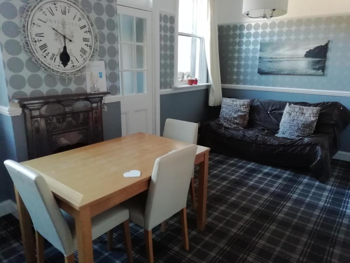 Carvetii - Halite House - 3 Bed House Sleeps Up To 5 People Daire Tillicoultry Dış mekan fotoğraf